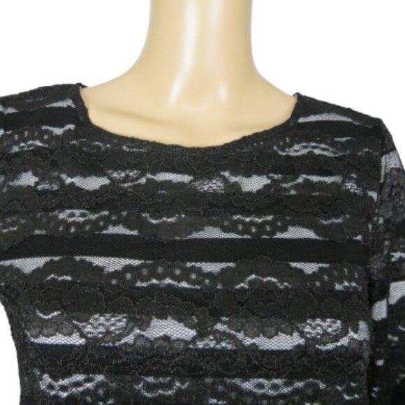 Karl Lagerfeld Black and White Lace Blouse with Bell Sleeves - Picture 3 of 7